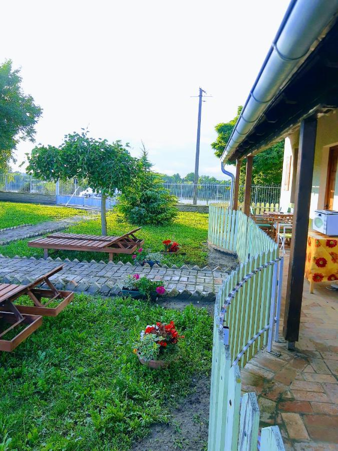 Villa Diiva Curug Bagian luar foto